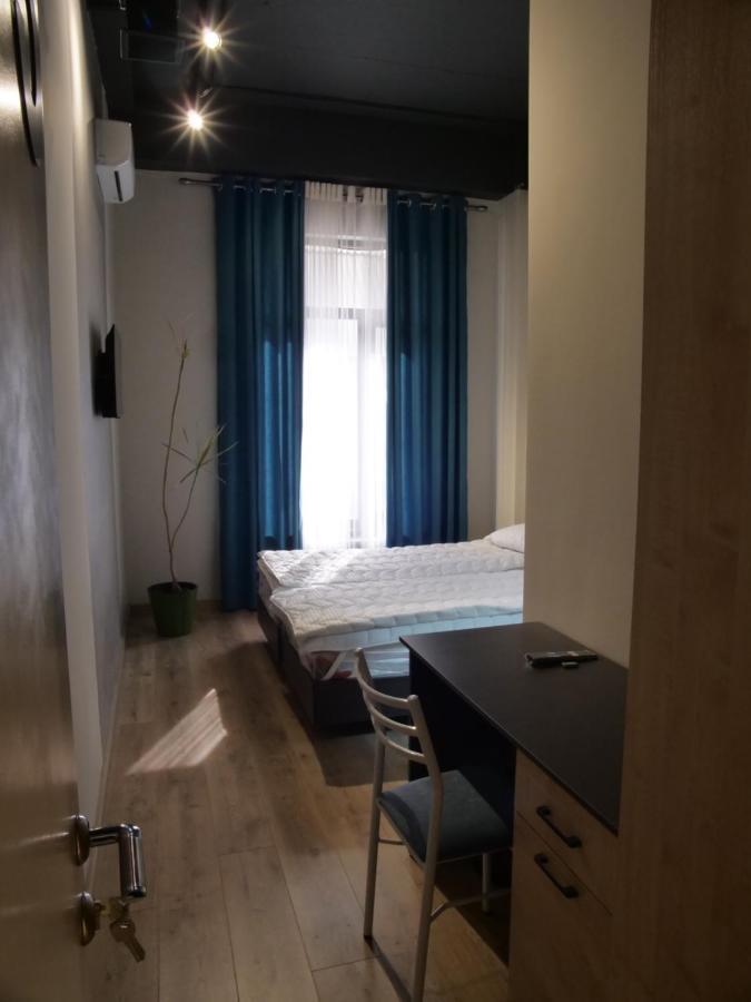 Muras Hostel Biszkek Zewnętrze zdjęcie