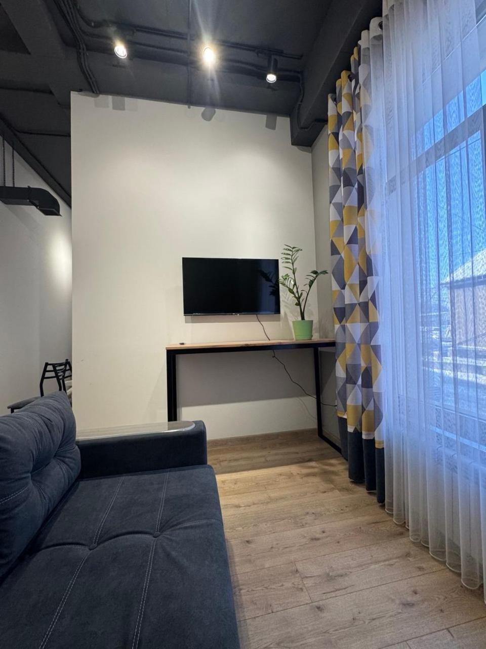 Muras Hostel Biszkek Zewnętrze zdjęcie